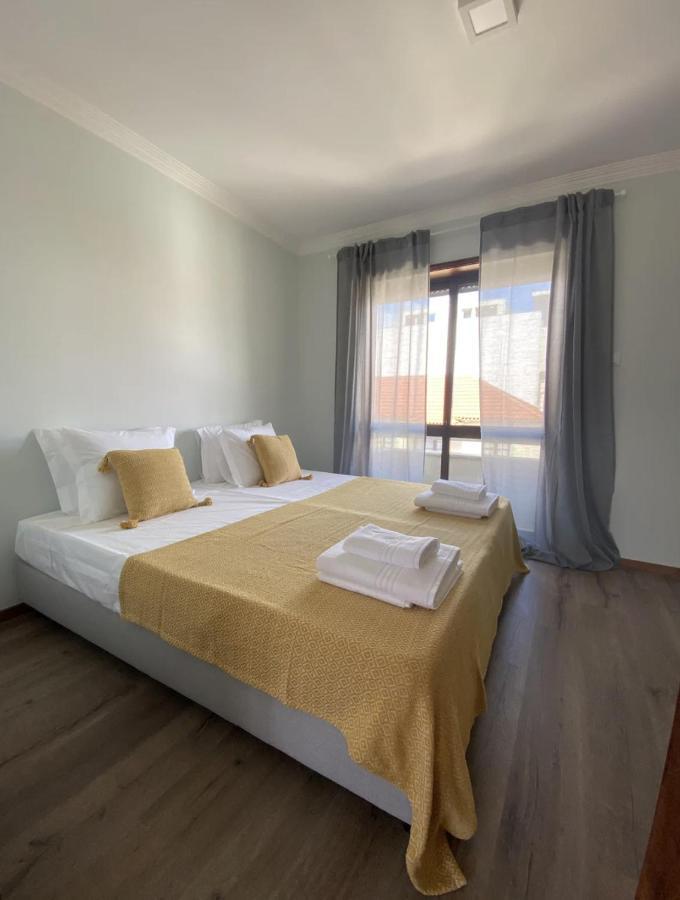 Amare Guest House Ovar Buitenkant foto