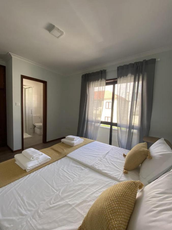 Amare Guest House Ovar Buitenkant foto