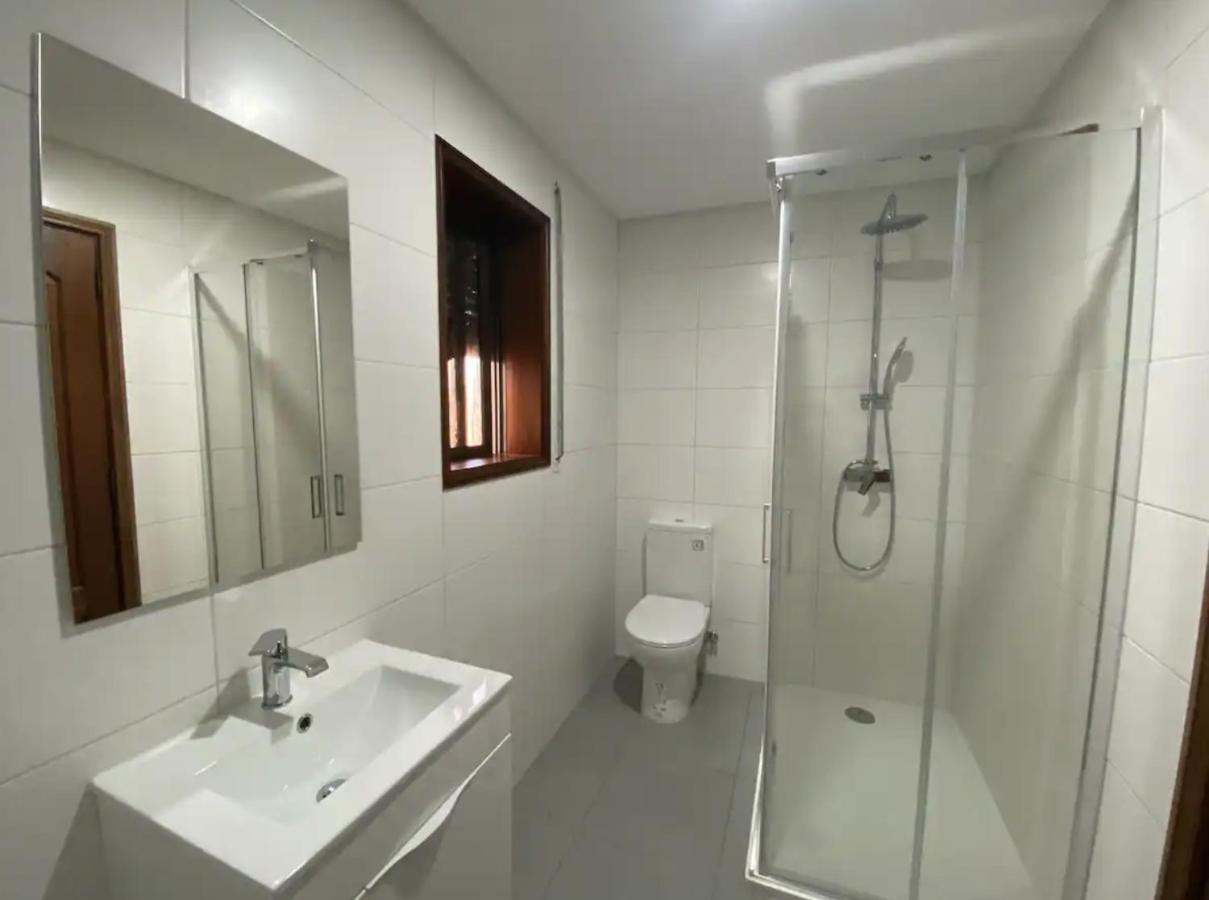 Amare Guest House Ovar Buitenkant foto