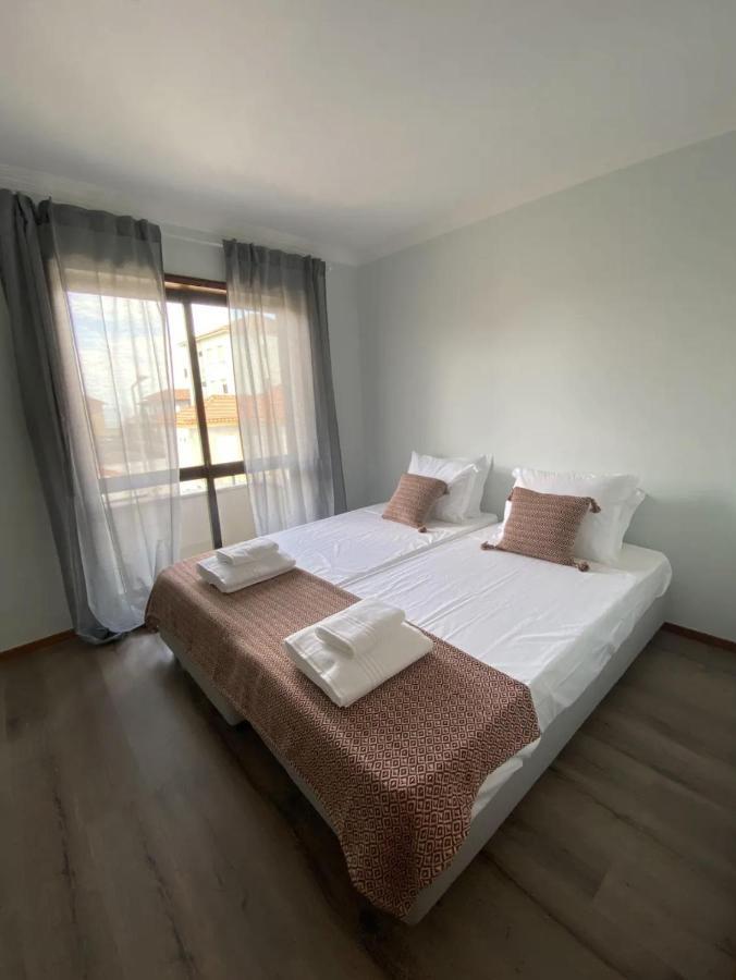 Amare Guest House Ovar Buitenkant foto